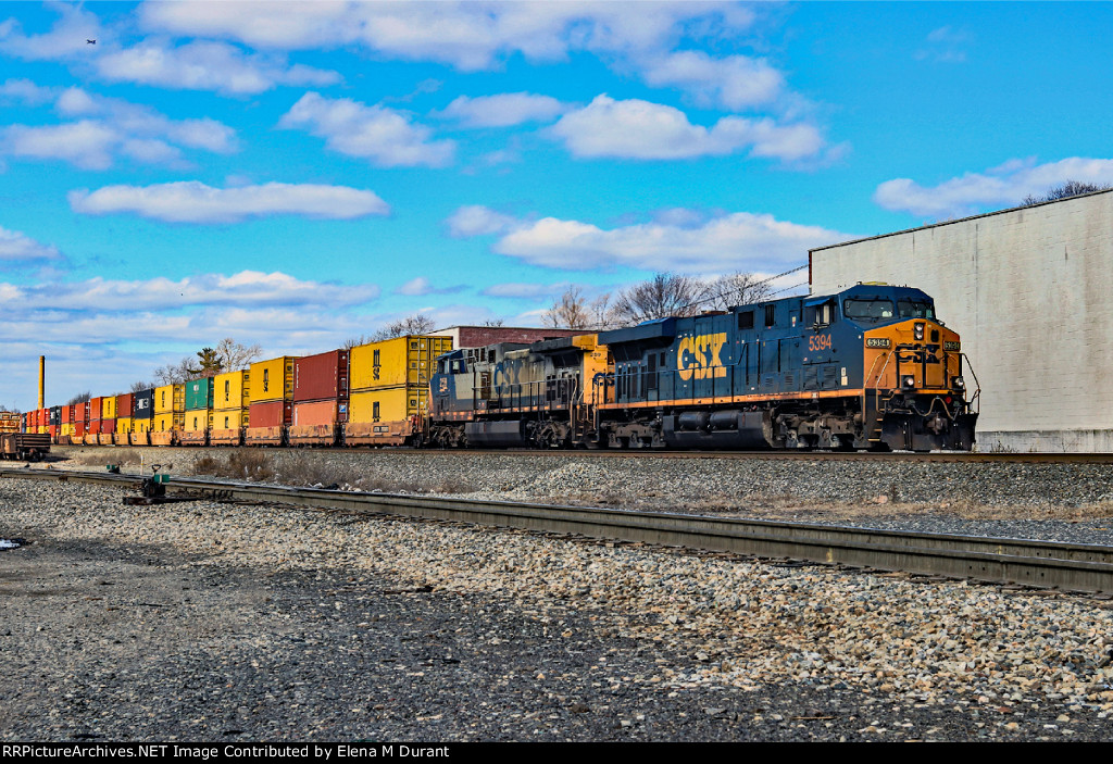 CSX 5394 on I-168